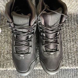 NWT Men’s, under Armour tactical boots, size 10